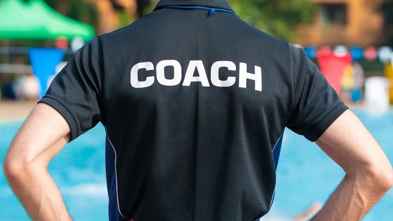 Illustration of a ProTourny coach offering training